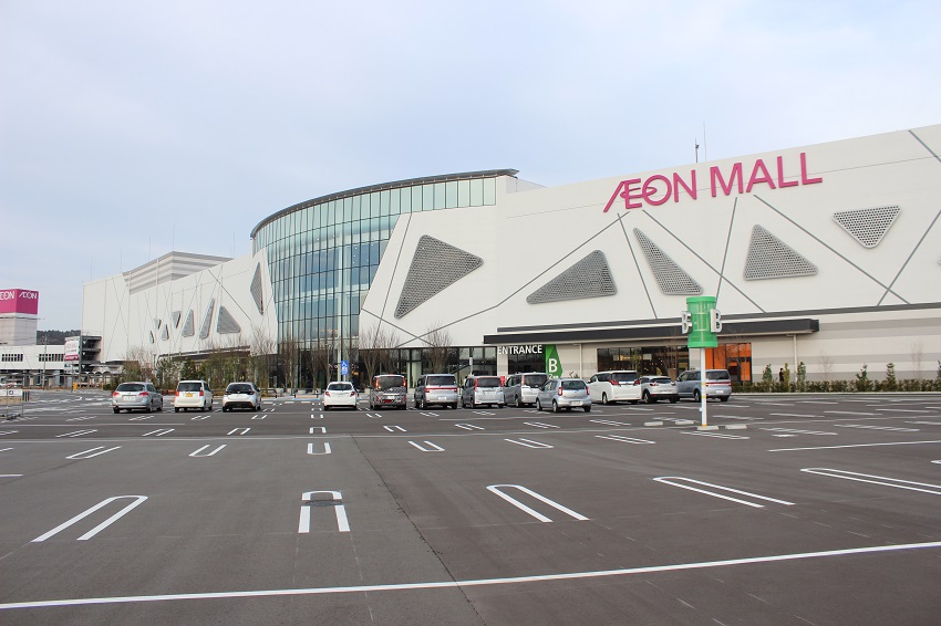 イオンモール利府店：車5分