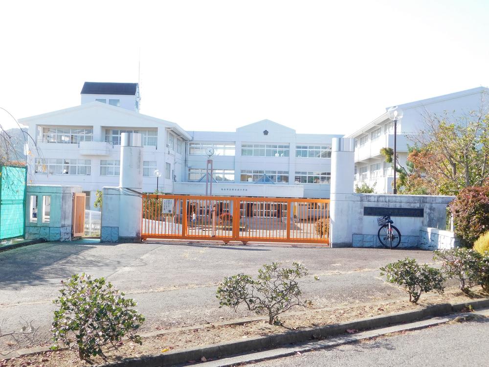 南吉成小学校徒歩18分