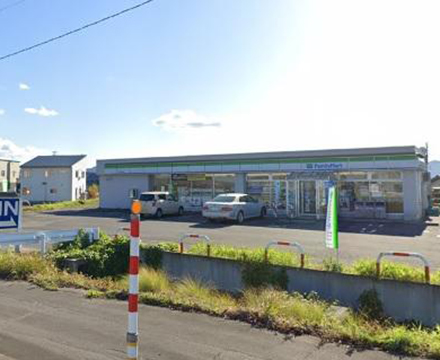 ファミリーマート平川大光寺店：徒歩4分