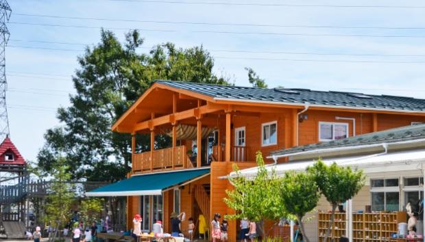 ろりぽっぷ保育園：徒歩14分