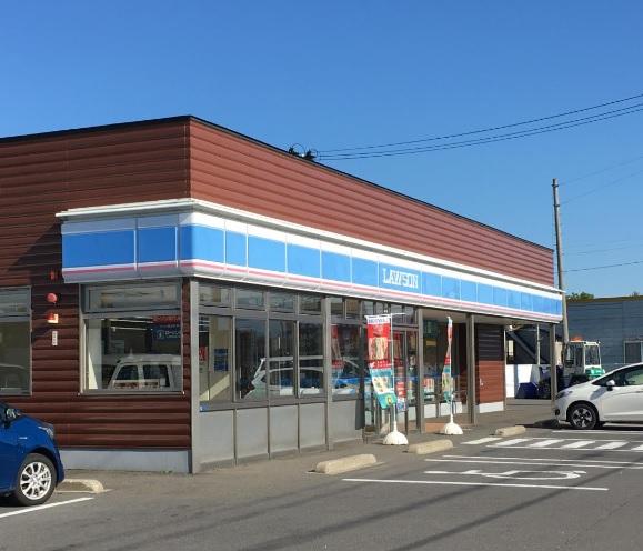 ローソン青森里見1丁目店：徒歩7分