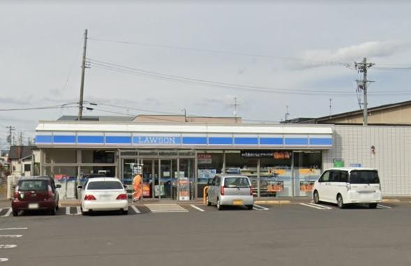 ローソン弘前城東北一丁目店:徒歩3分