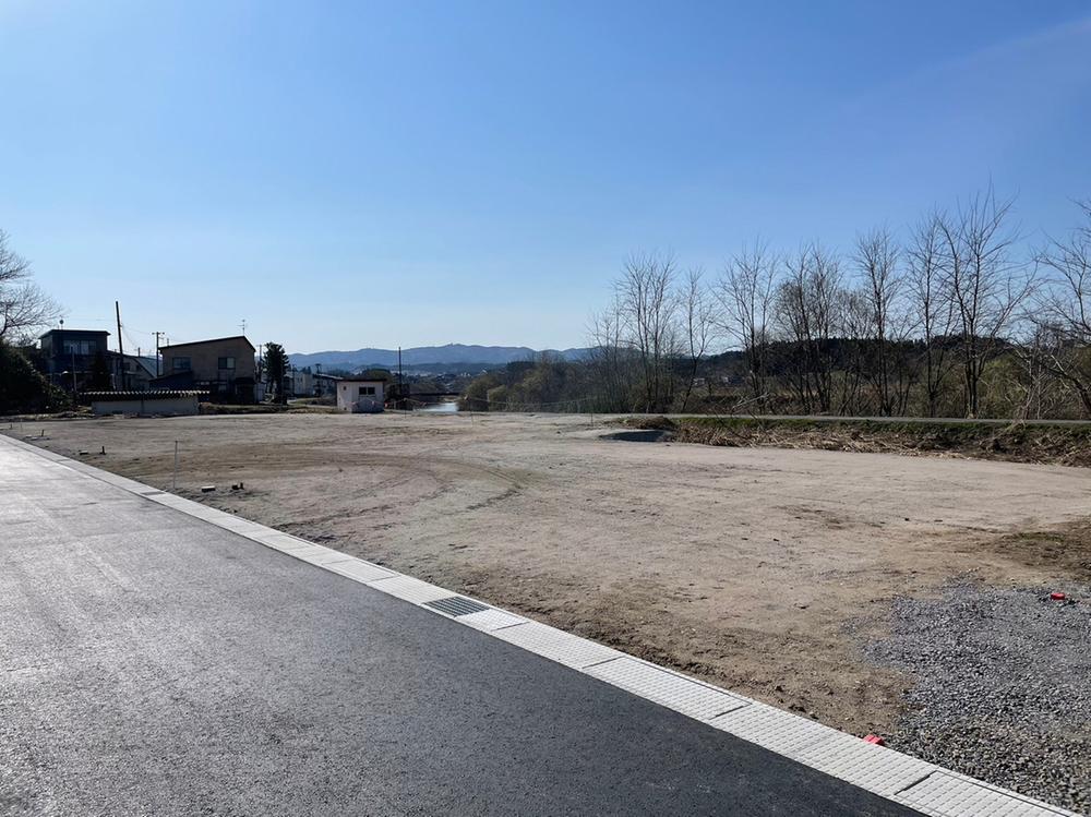 青森市新城平岡（A-2）