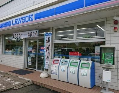ローソン滝沢いずみ巣子店：徒歩11分