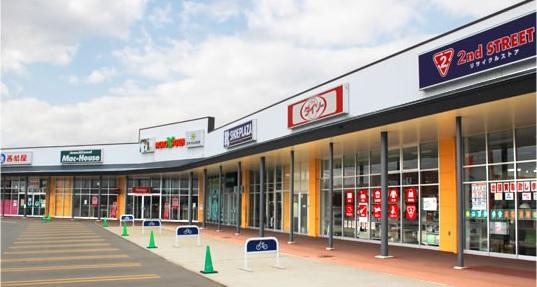 アクロスプラザ黒石：徒歩15分