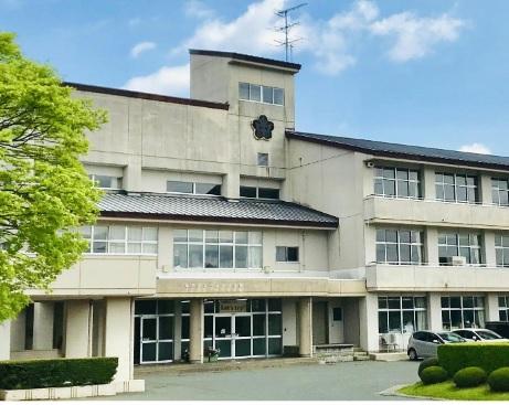 滝沢市立一本木中学校：徒歩30分