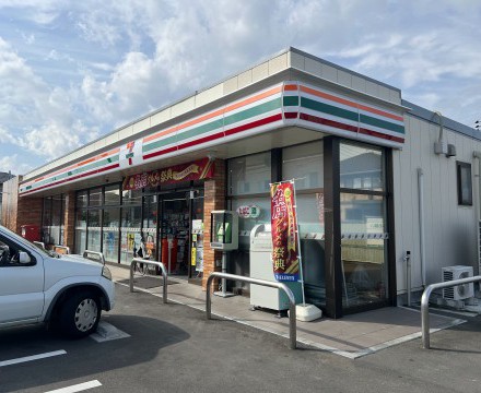 セブンイレブン仙台上飯田店　徒歩3分