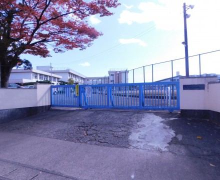 仙台市立鶴谷小学校徒歩10分