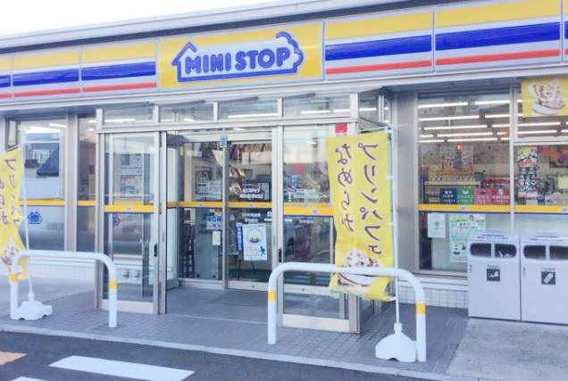 ミニストップ青森油川岡田店：徒歩11分