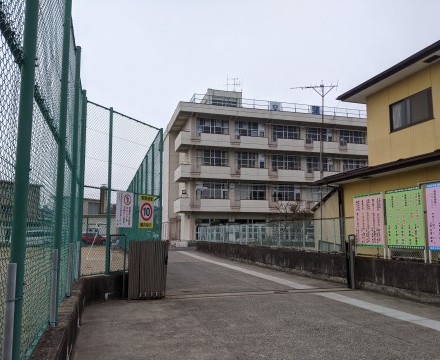 仙台市立蒲町中学校徒歩18分