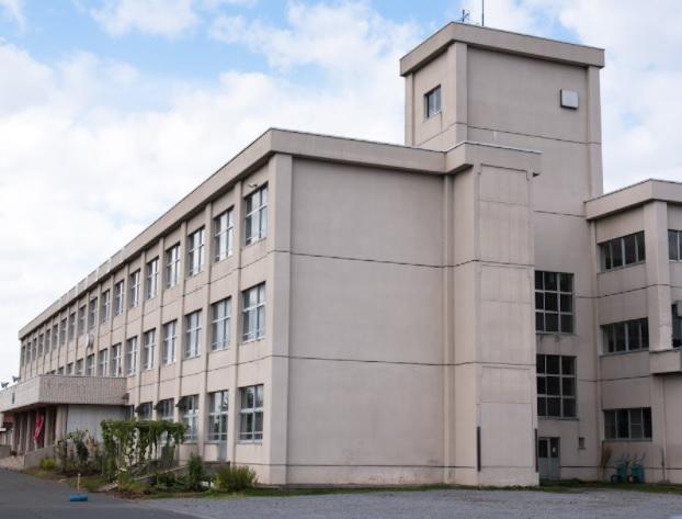 青森市立筒井南小学校：徒歩8分