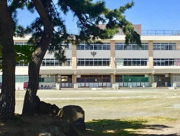 青森市立古川中学校：徒歩12分