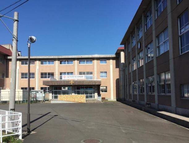 弘前市立第一中学校：徒歩26分