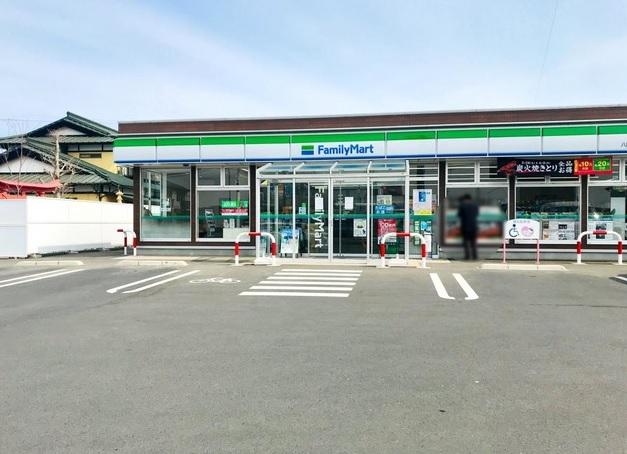 ファミリーマート八戸尻内町店：徒歩11分