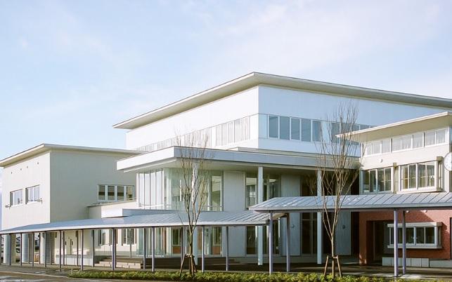 藤崎町立藤崎中学校：徒歩23分