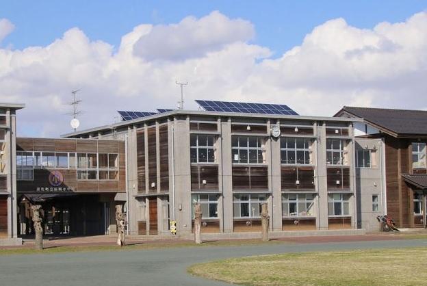 藤崎町立藤崎小学校：徒歩6分