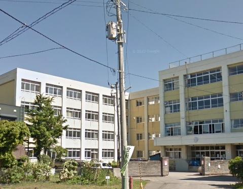 青森市立佃小学校：徒歩16分