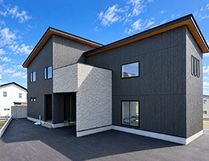 岩手県滝沢市大埼261-2